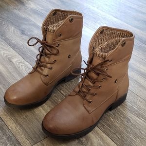 Jessica Cline Ankle boots fold down